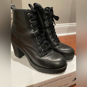 Steve Madden Mackelle black leather combat heeled boots